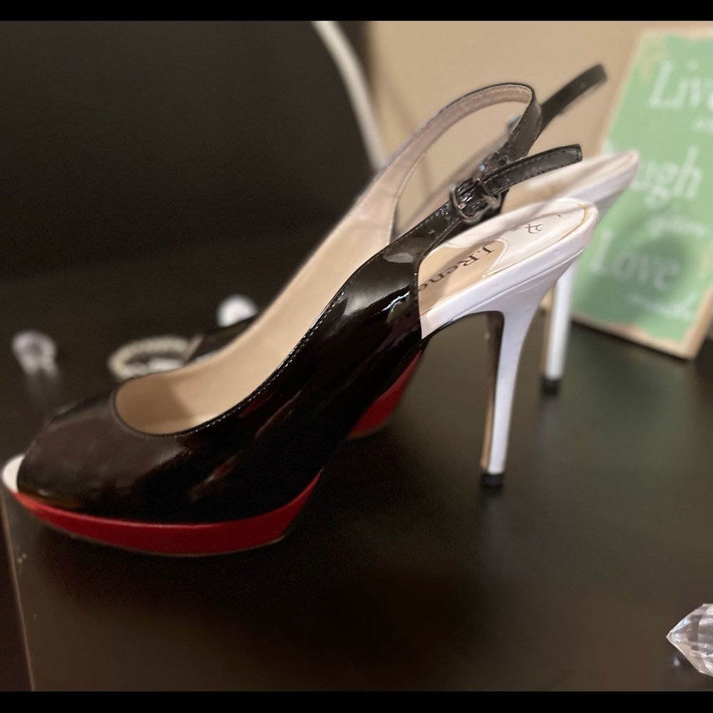 Used J.Renee Heels
